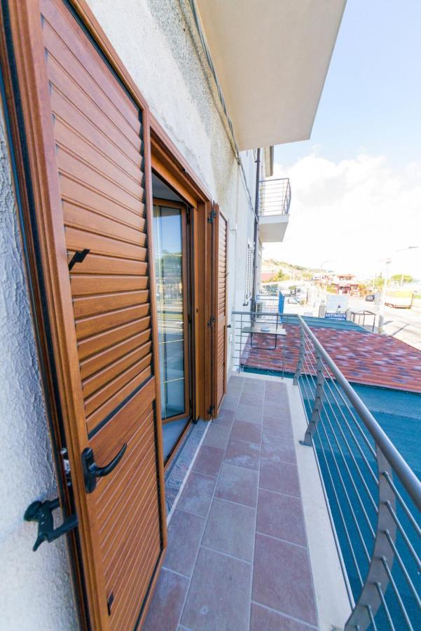 Affittacamere Borgata Marina Roseto Capo Spulico Exteriér fotografie